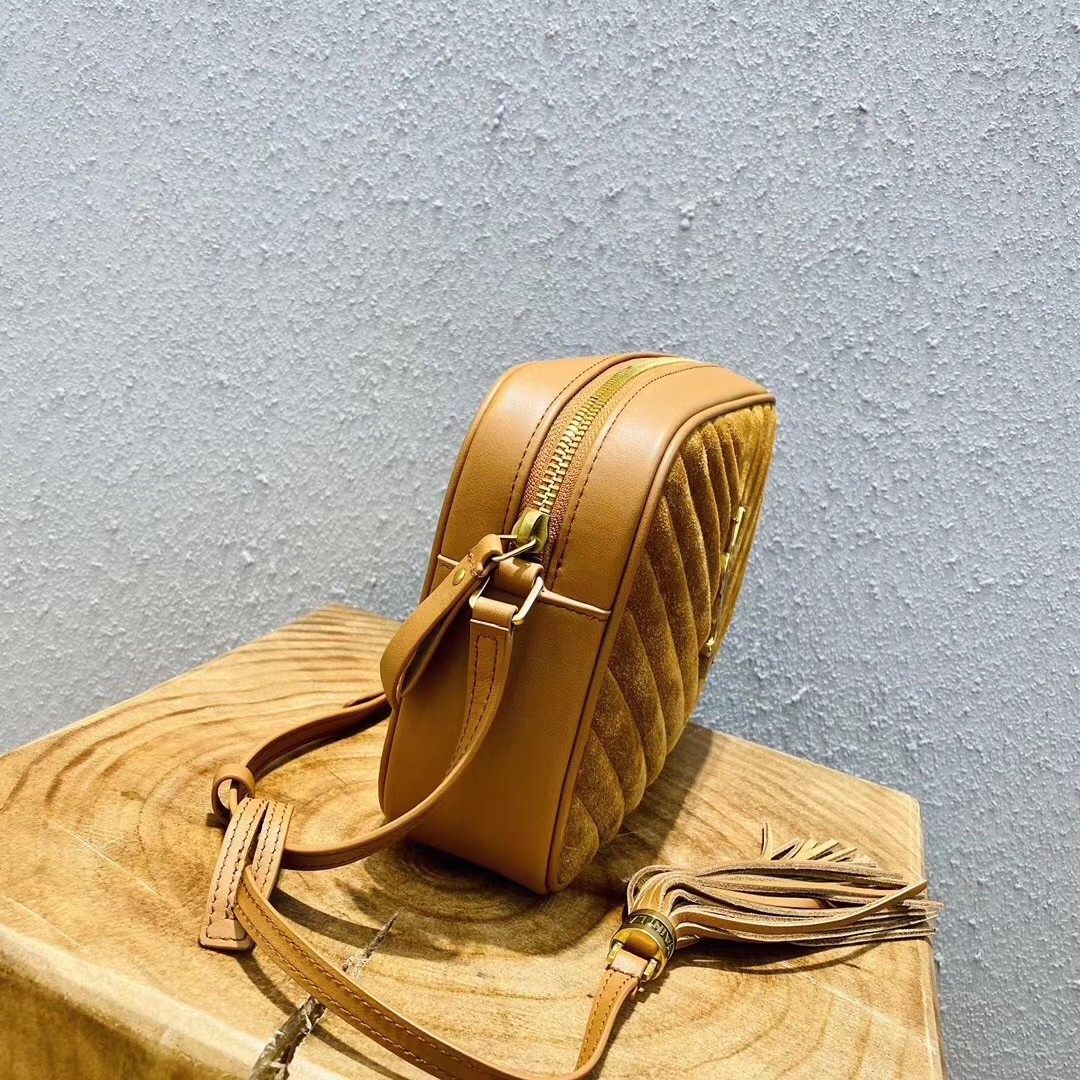 Sa**t Lau*nt lou camera bag in brown quilted suede