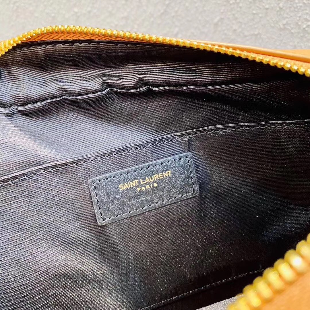 Sa**t Lau*nt lou camera bag in brown quilted suede