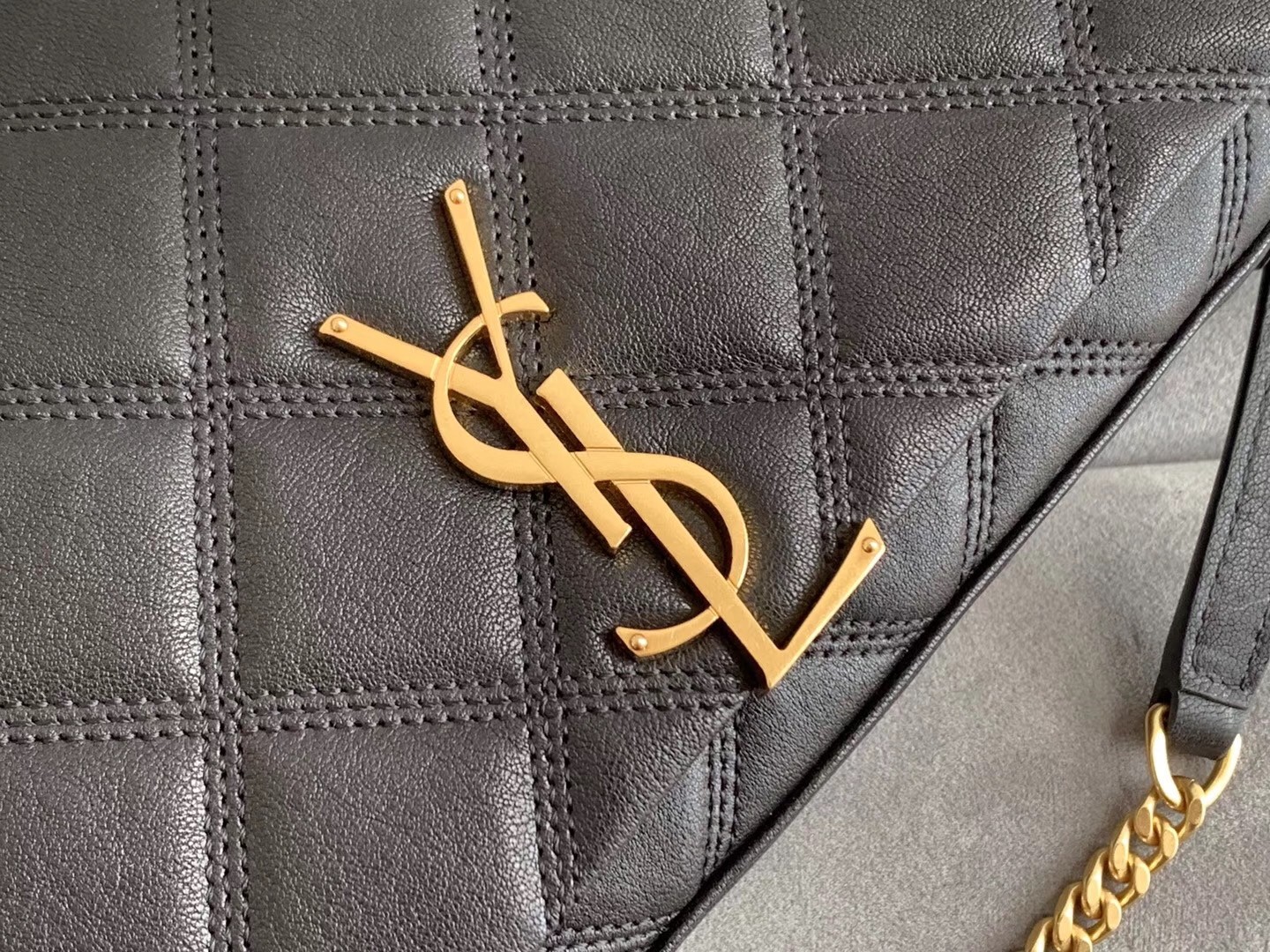 Sa**t Lau*nt woc becky chain wallet in black lambskin