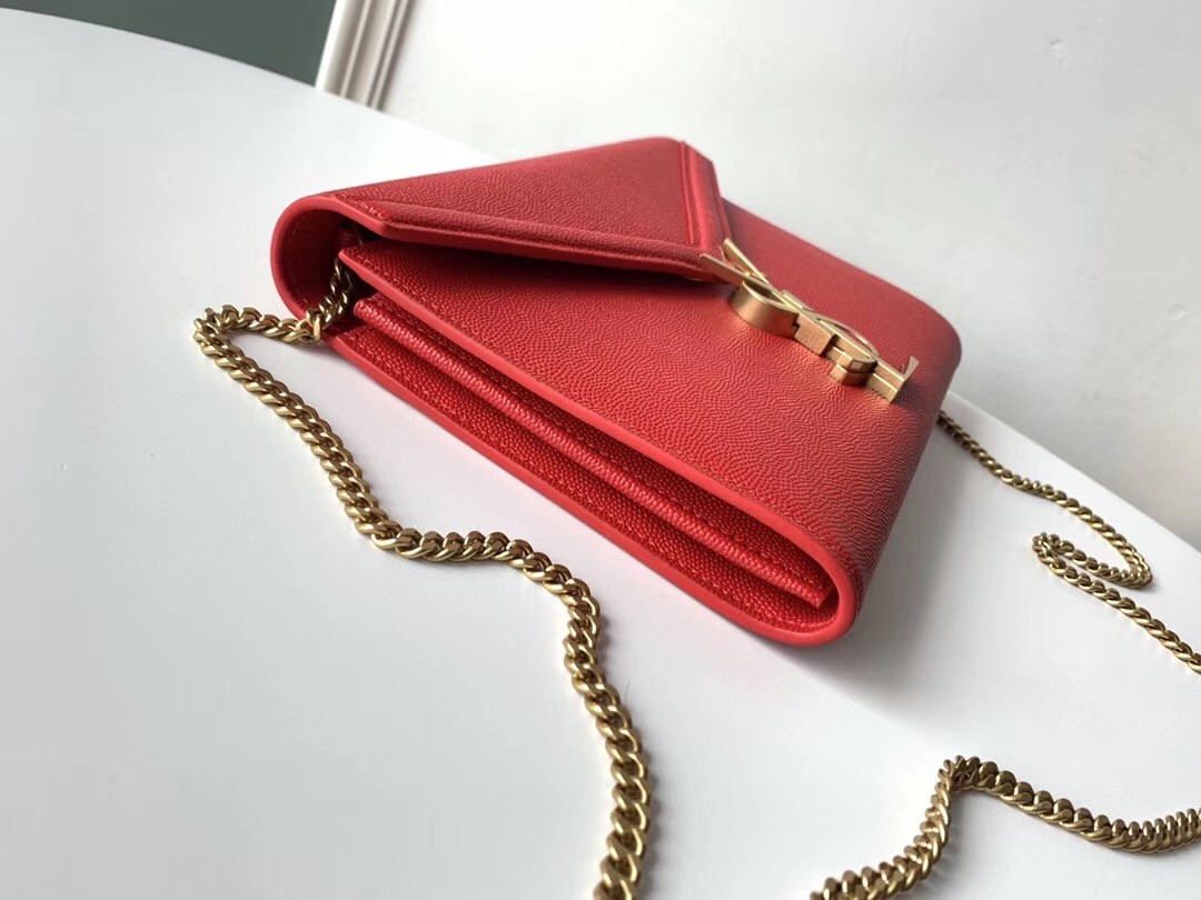 Sa**t Lau*nt woc cassandra chain wallet in red leather