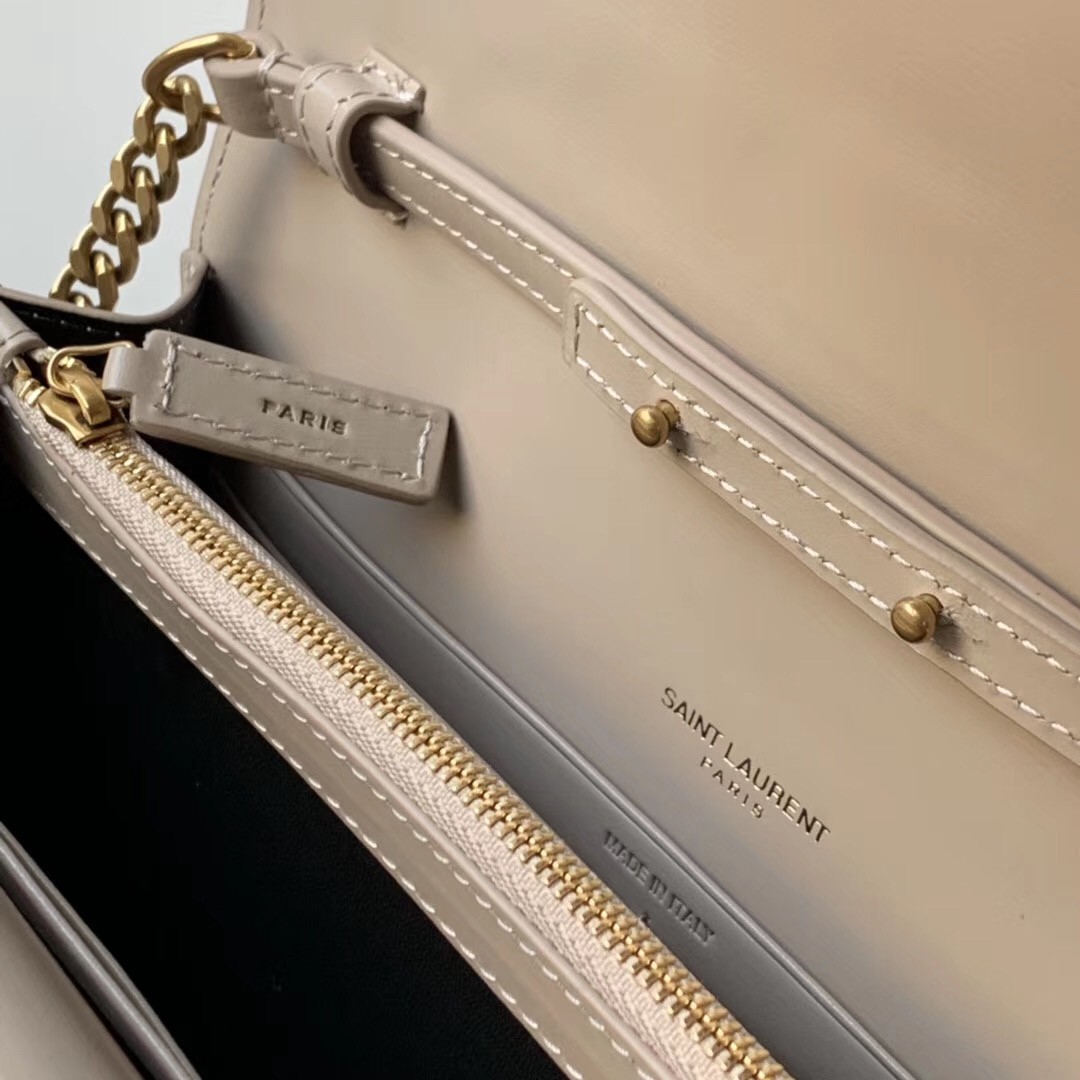 Sa**t Lau*nt woc sulpice chain wallet in beige calfskin