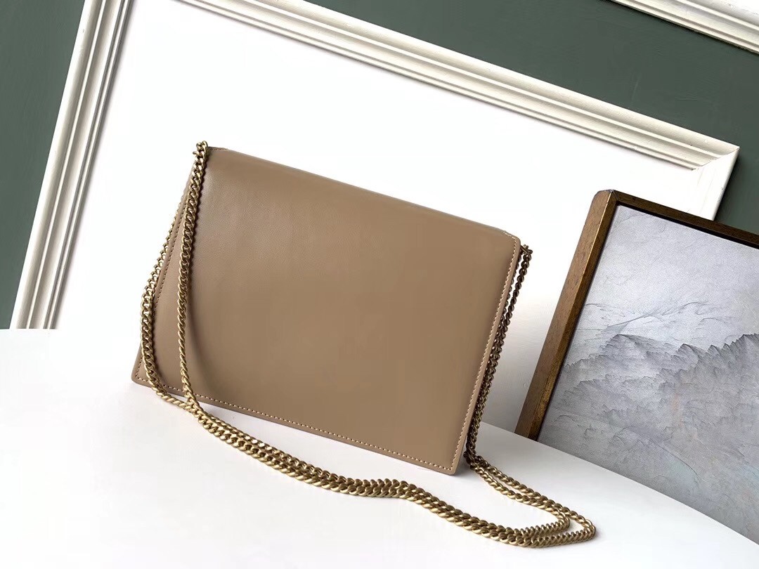 Sa**t Lau*nt camel cassandra monogram clasp bag