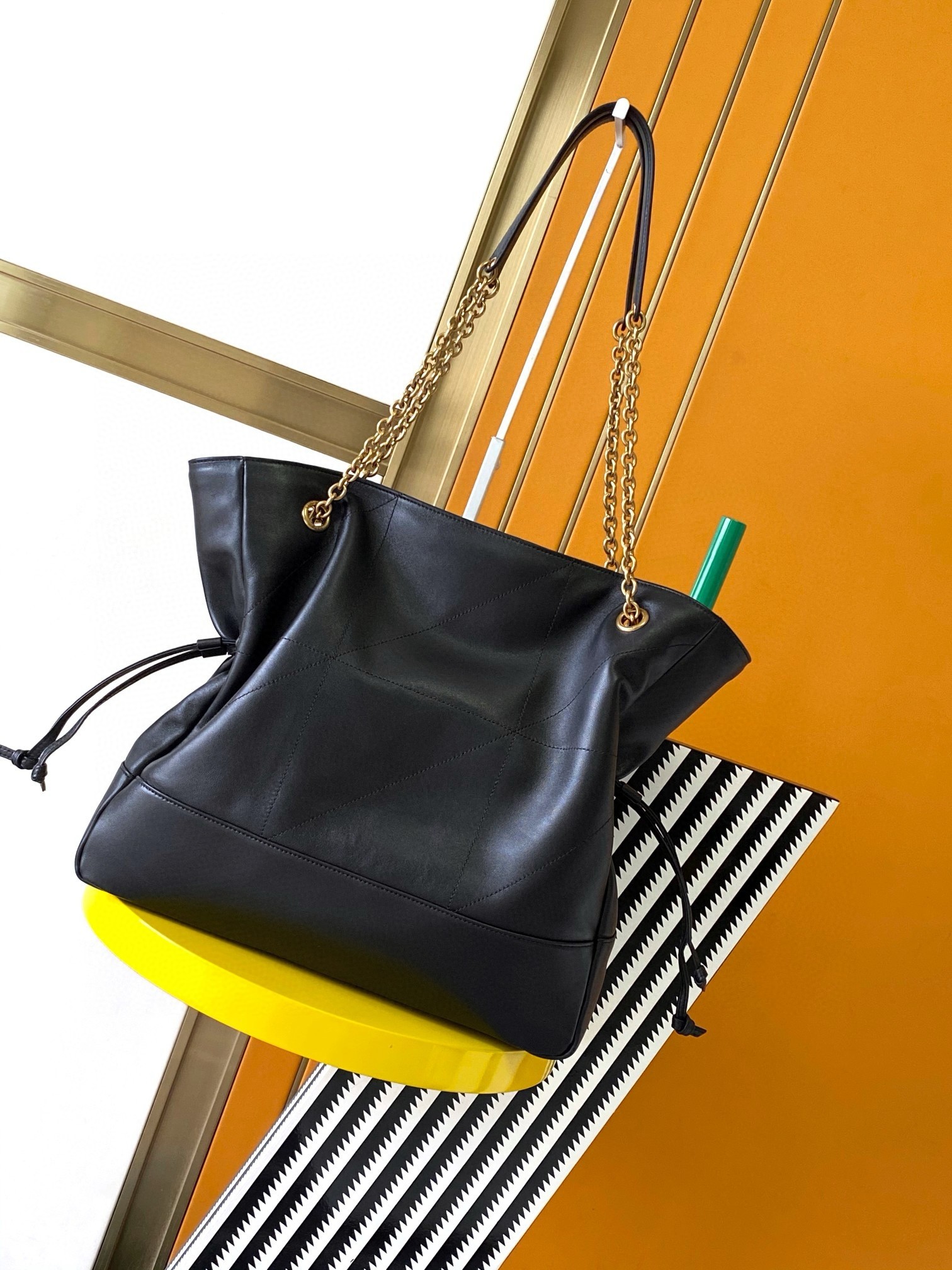 Sa**t Lau*nt jamie 4.3 large pochon in black lambskin