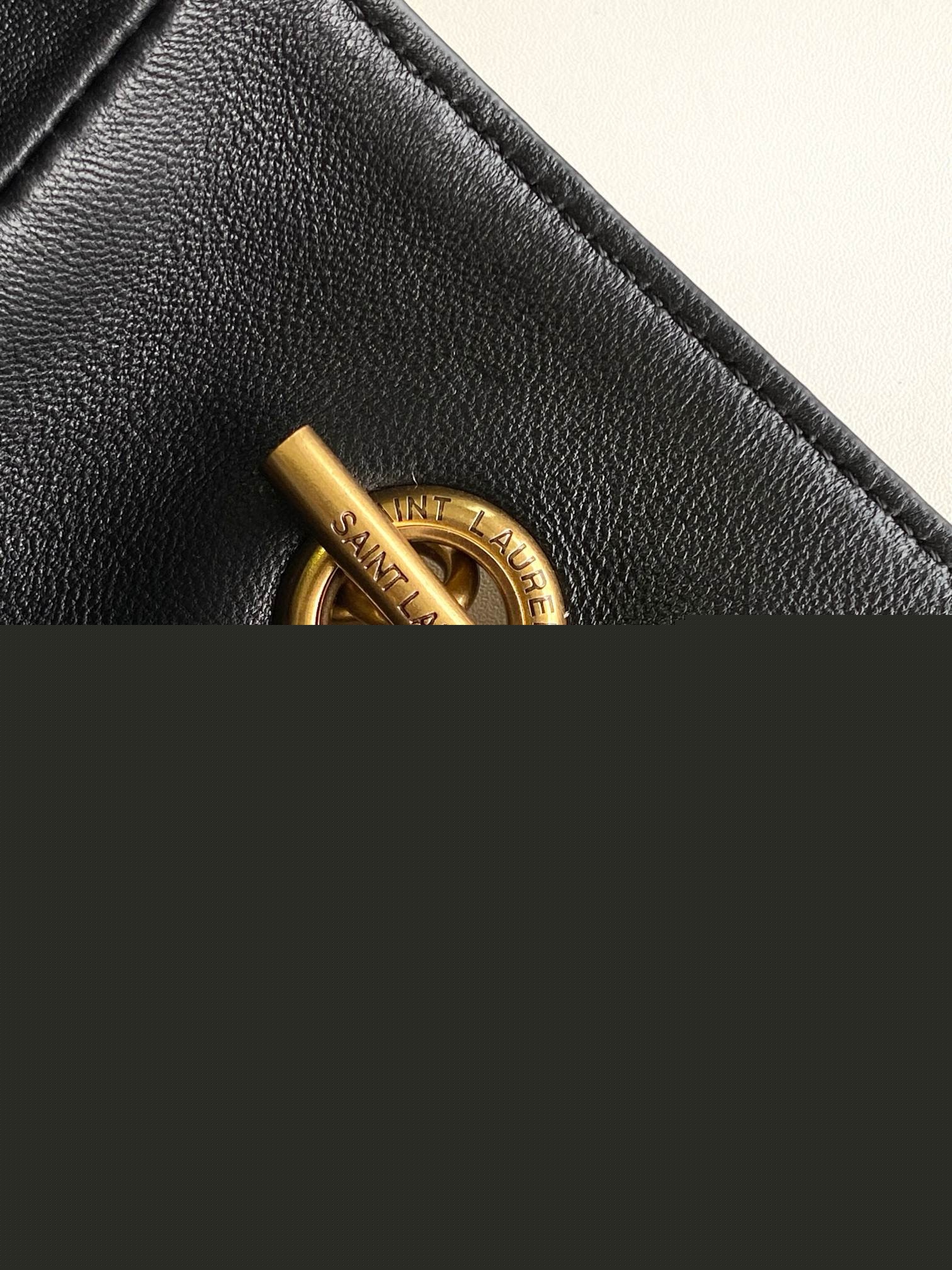 Sa**t Lau*nt jamie 4.3 large pochon in black lambskin