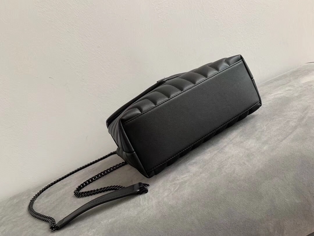 Sa**t Lau*nt so black loulou small shoulder bag