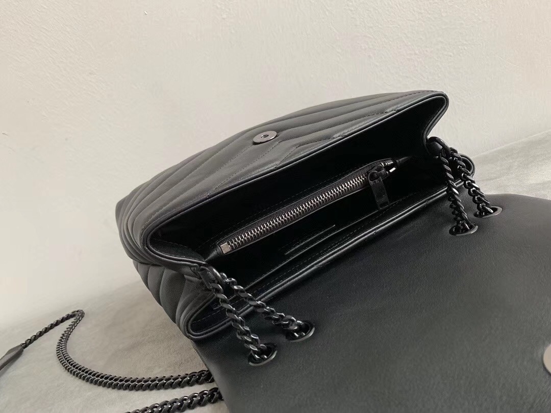 Sa**t Lau*nt so black loulou small shoulder bag
