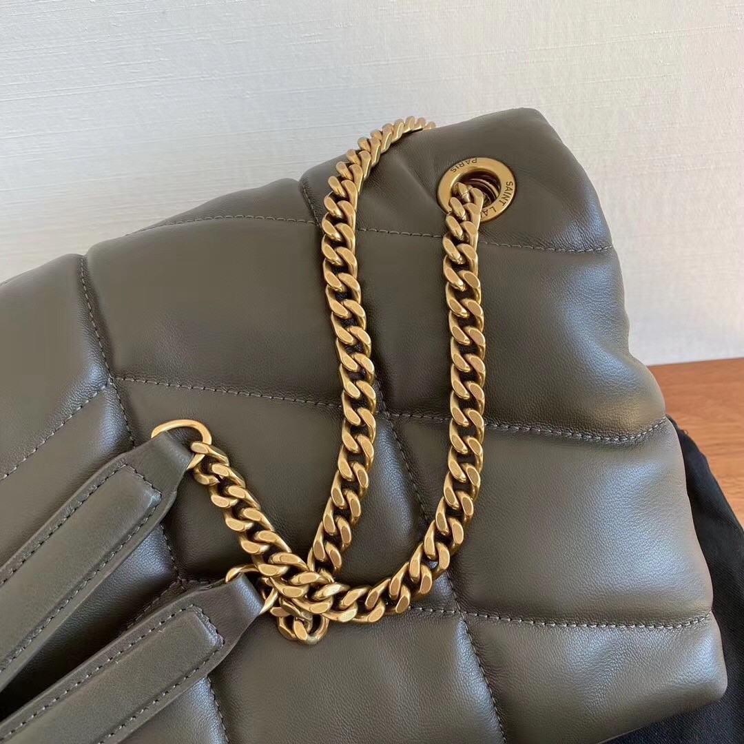 Sa**t Lau*nt loulou puffer small bag in green lambskin