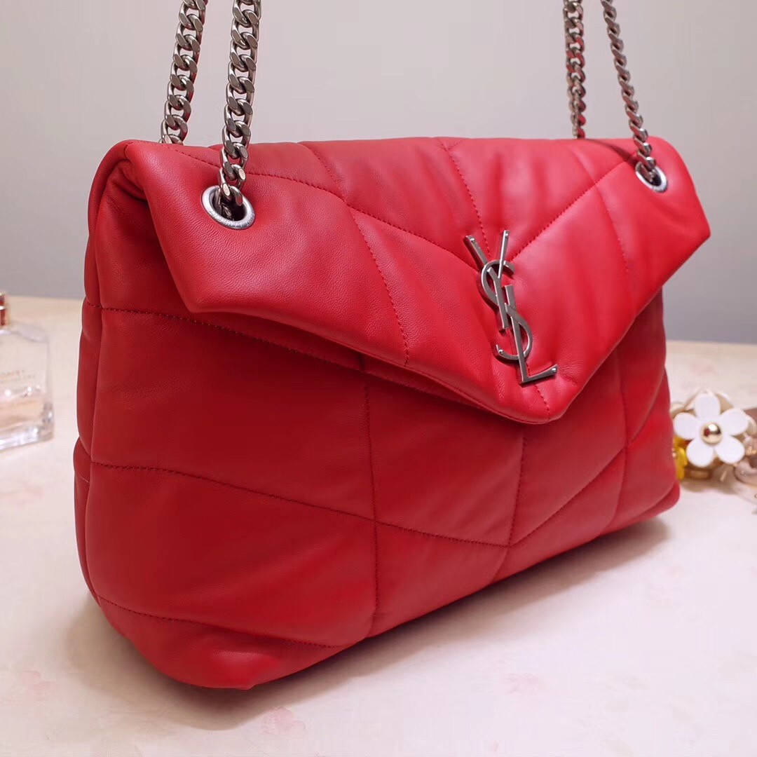 Sa**t Lau*nt loulou puffer medium bag in red lambskin