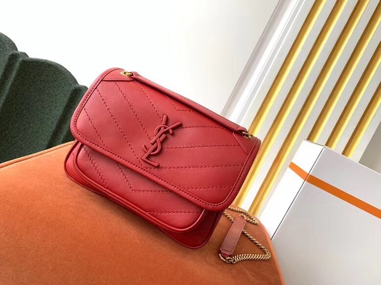 Sa**t Lau*nt niki baby bag in red lambskin