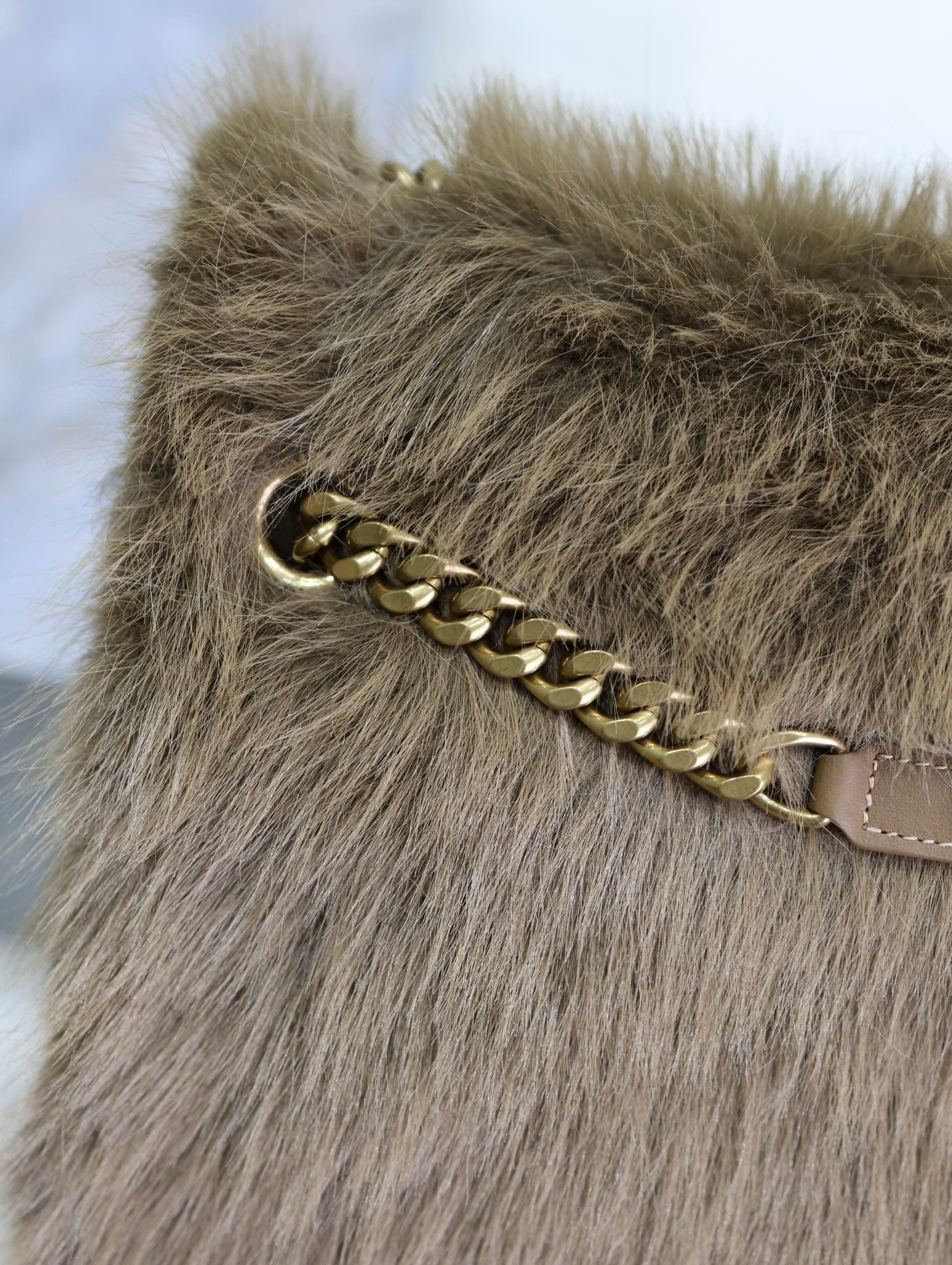 Sa**t Lau*nt niki oversized shoulder bag in brown shearling