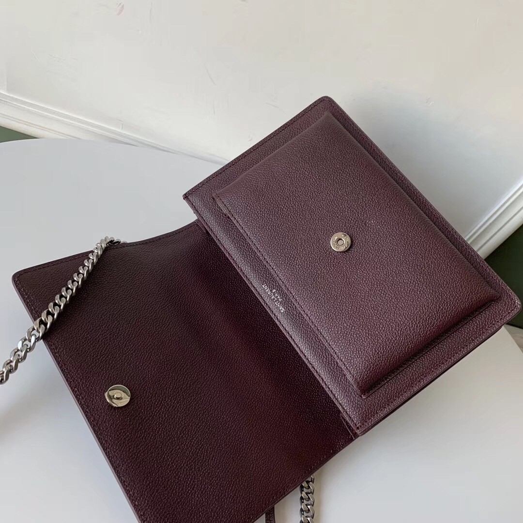 Sa**t Lau*nt sunset medium bag in bordeaux grained leather
