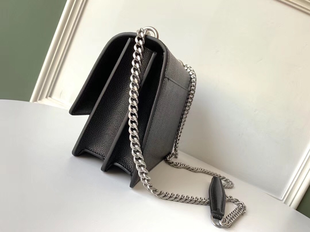 Sa**t Lau*nt sunset medium bag in black grained leather