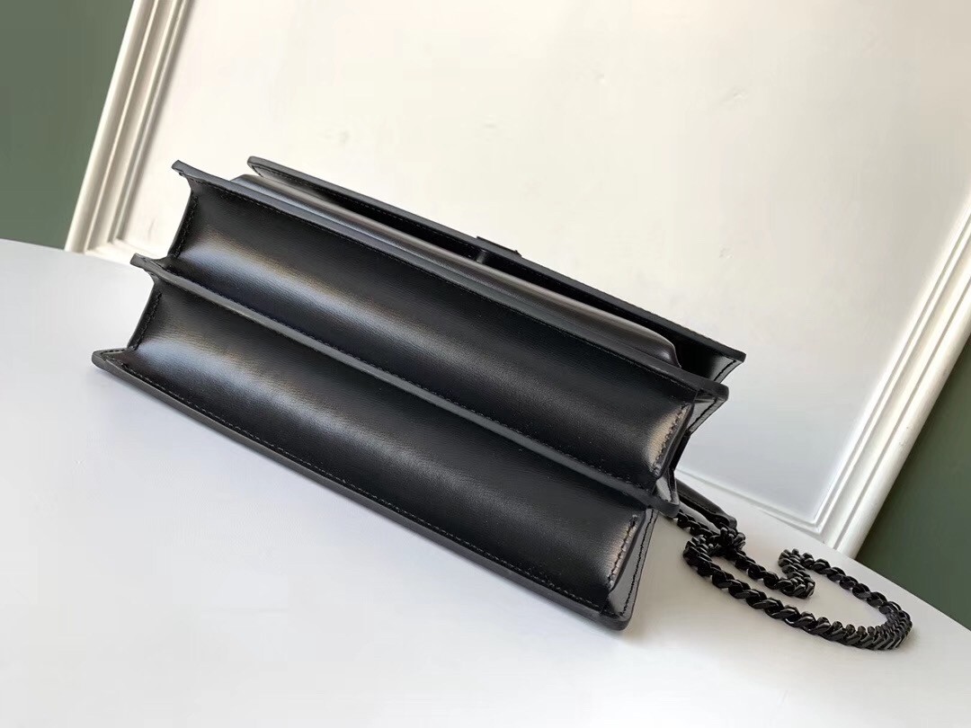 Sa**t Lau*nt sunset medium all black leather bag