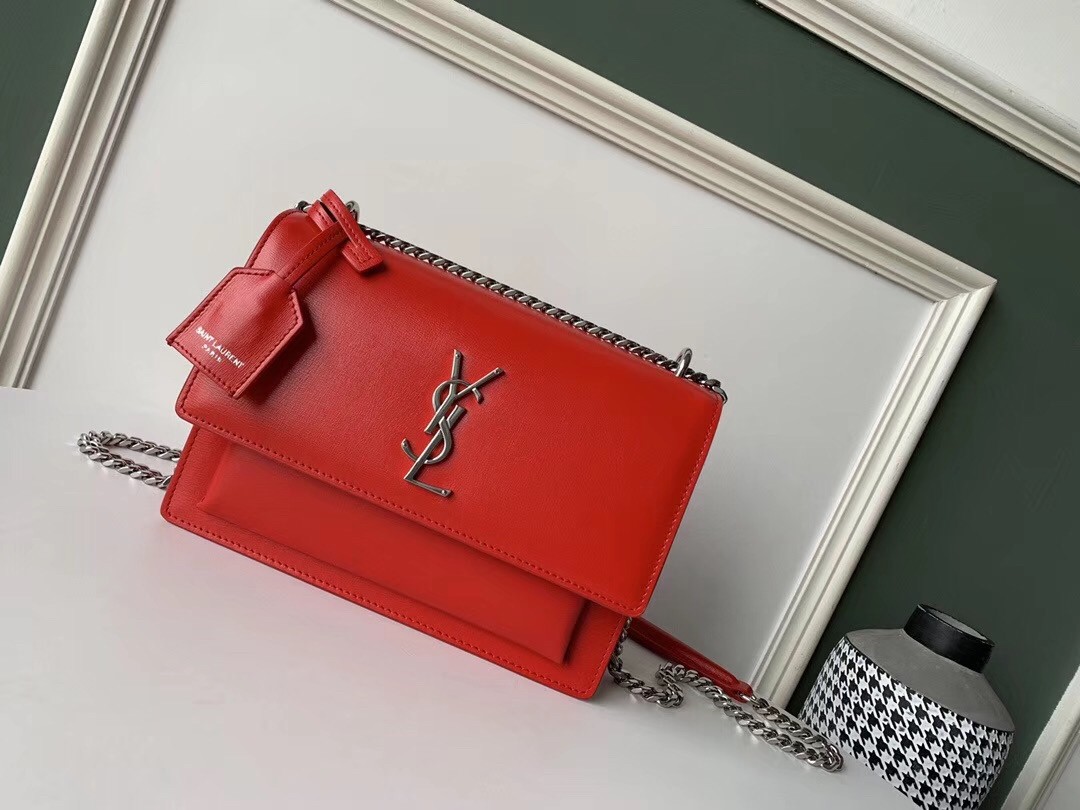 Sa**t Lau*nt sunset medium bag in red calfskin