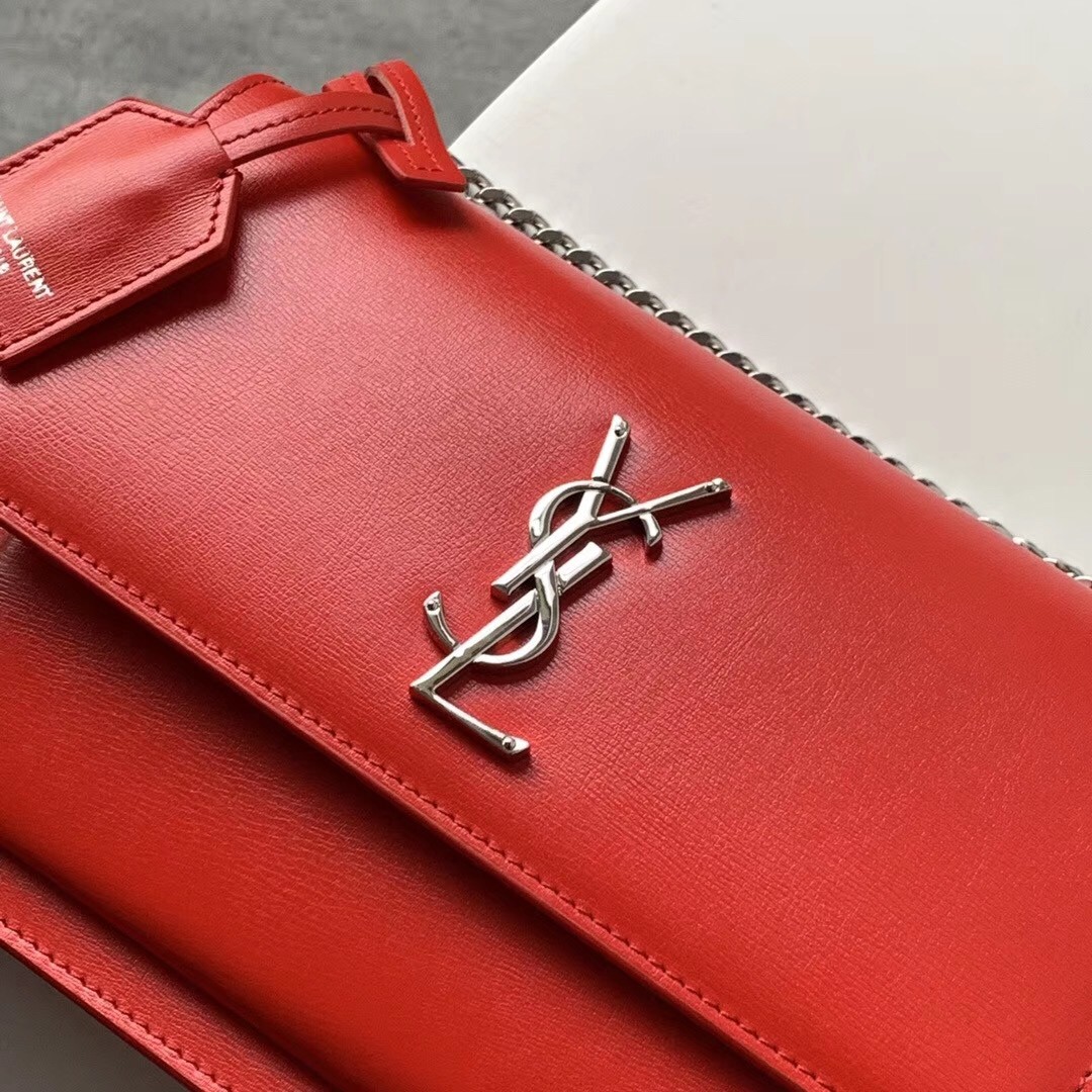 Sa**t Lau*nt sunset medium bag in red calfskin