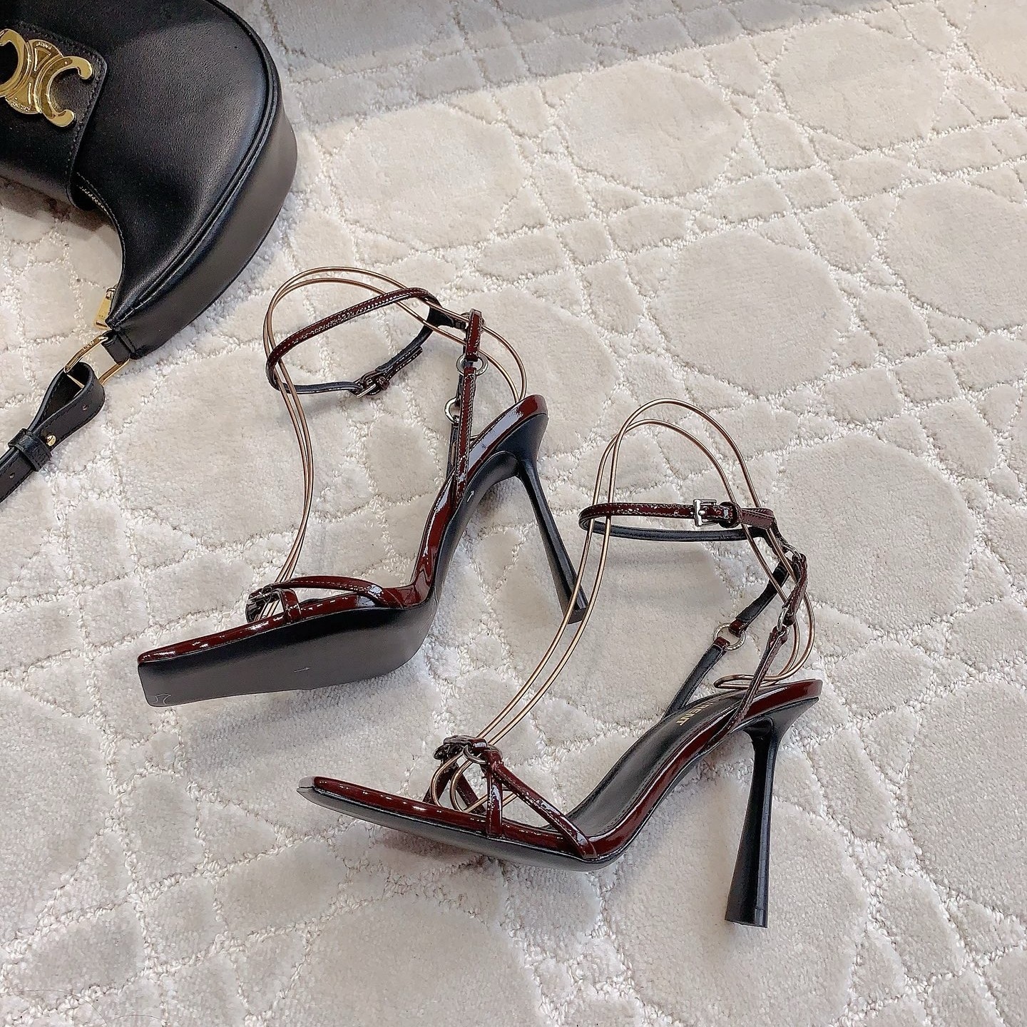 Sa**t Lau*nt nova 100 sandals in red patent leather