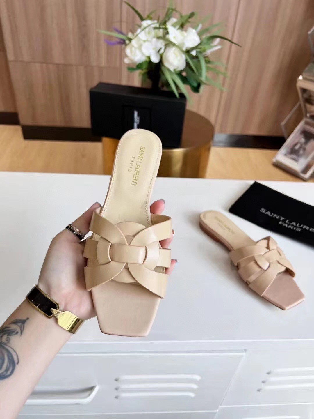 Sa**t Lau*nt tribute slides in beige calfskin