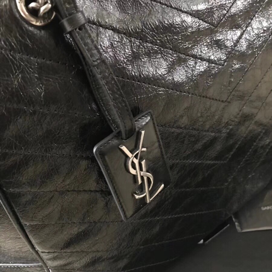 Sa**t Lau*nt niki shopping bag in black crinkled calfskin